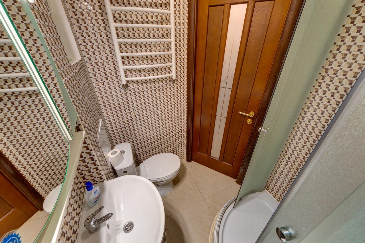 Apartamenty Na Dragomirova 10A Kiev Exterior foto