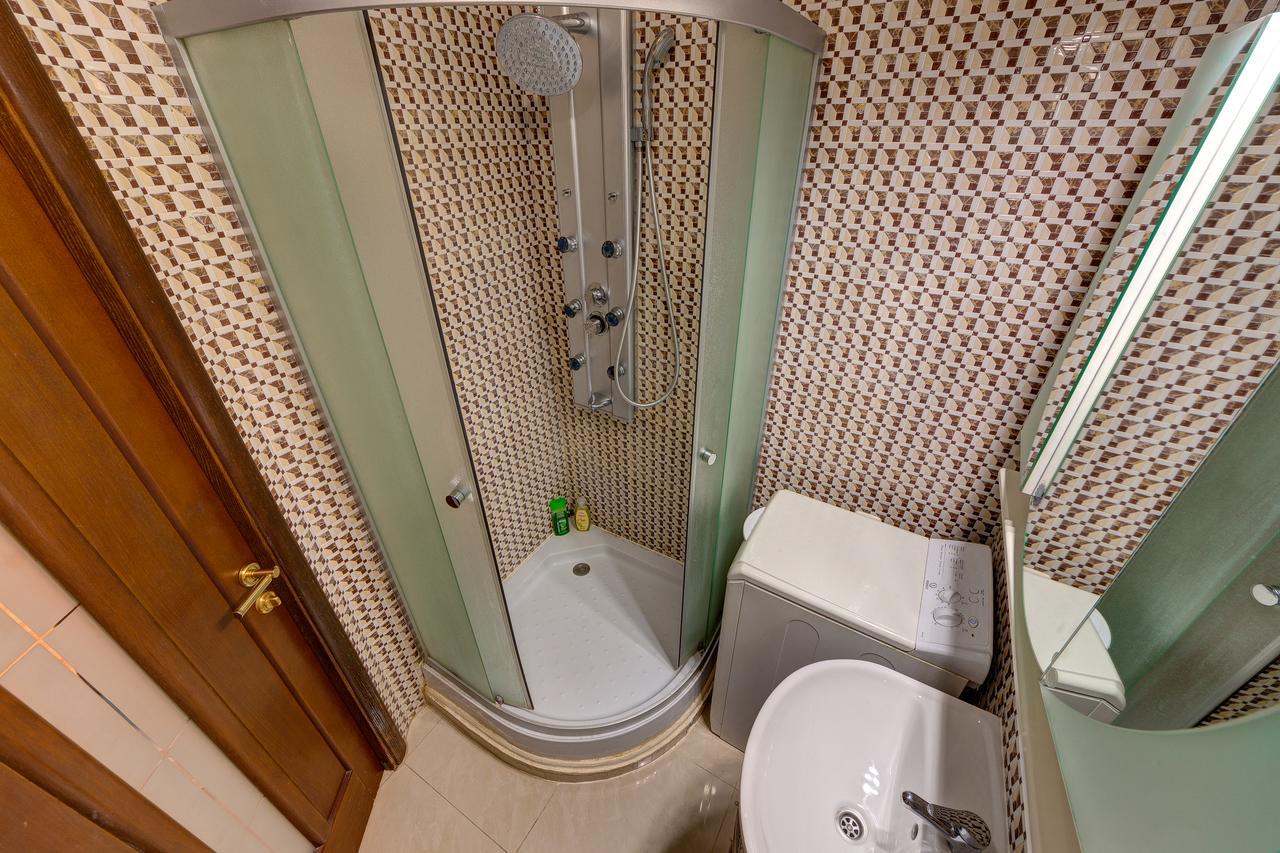 Apartamenty Na Dragomirova 10A Kiev Exterior foto